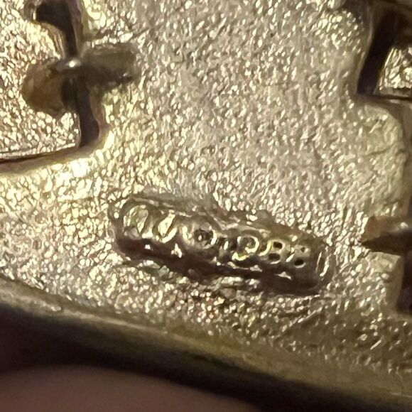 Friendship Rectangle SIGNED Vintage Gold Pin Brooch - Picture 3 of 4